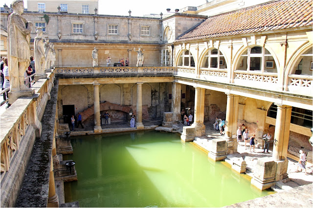 Bath cidade fundada pelos romanos na Inglaterra