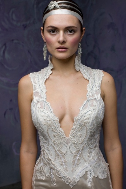 photo images of sexy indian and pakistani girls: Wedding Dress Cleavage