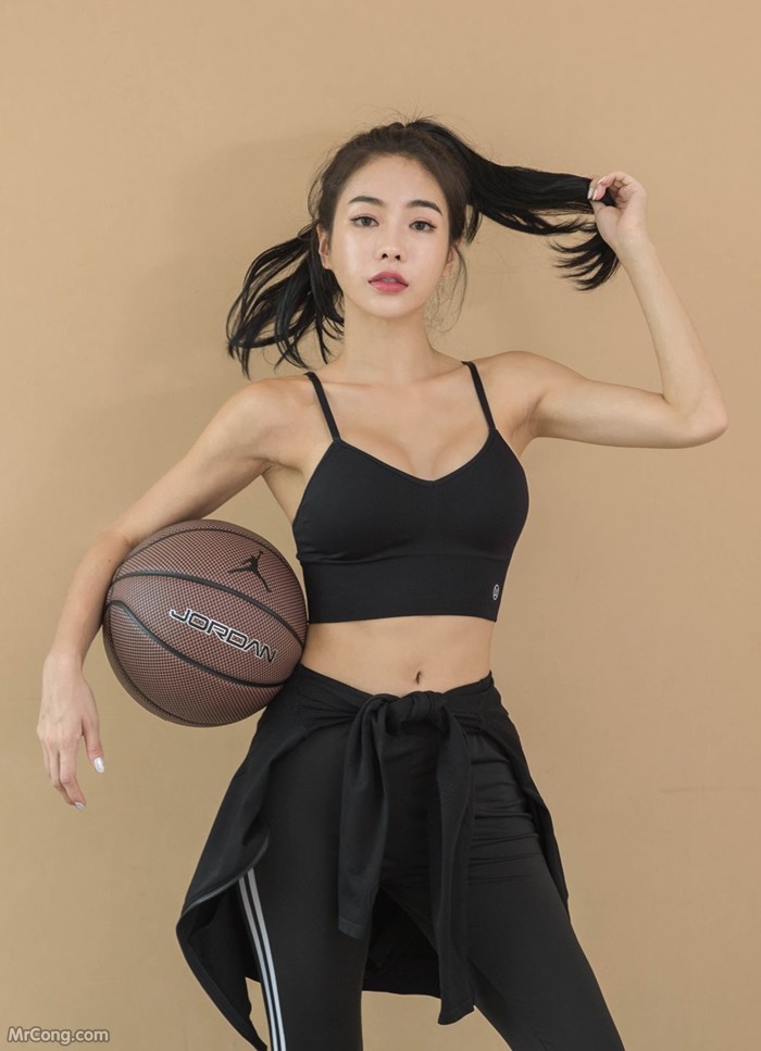 The beautiful An Seo Rin shows off her figure with a tight gym fashion (273 pictures) photo 2-15