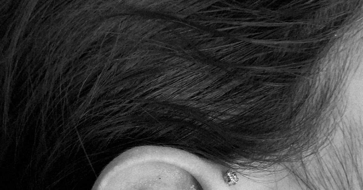 Markopiercer blog piercing a Milano Daith piercing