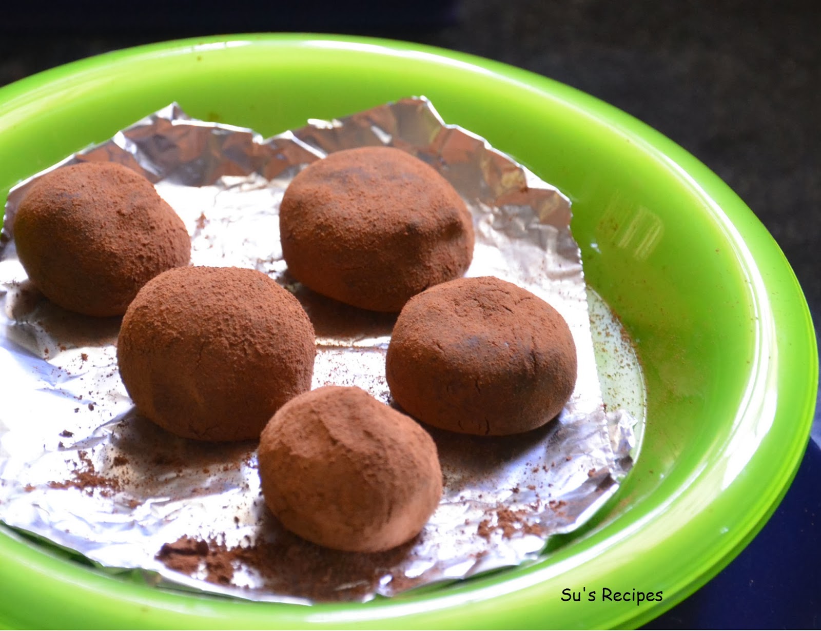 Su's Recipes Classic Chocolate Truffles