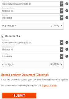 Foto KTP atau Tanda Pengenal Foto KTP atau Tanda Pengenal