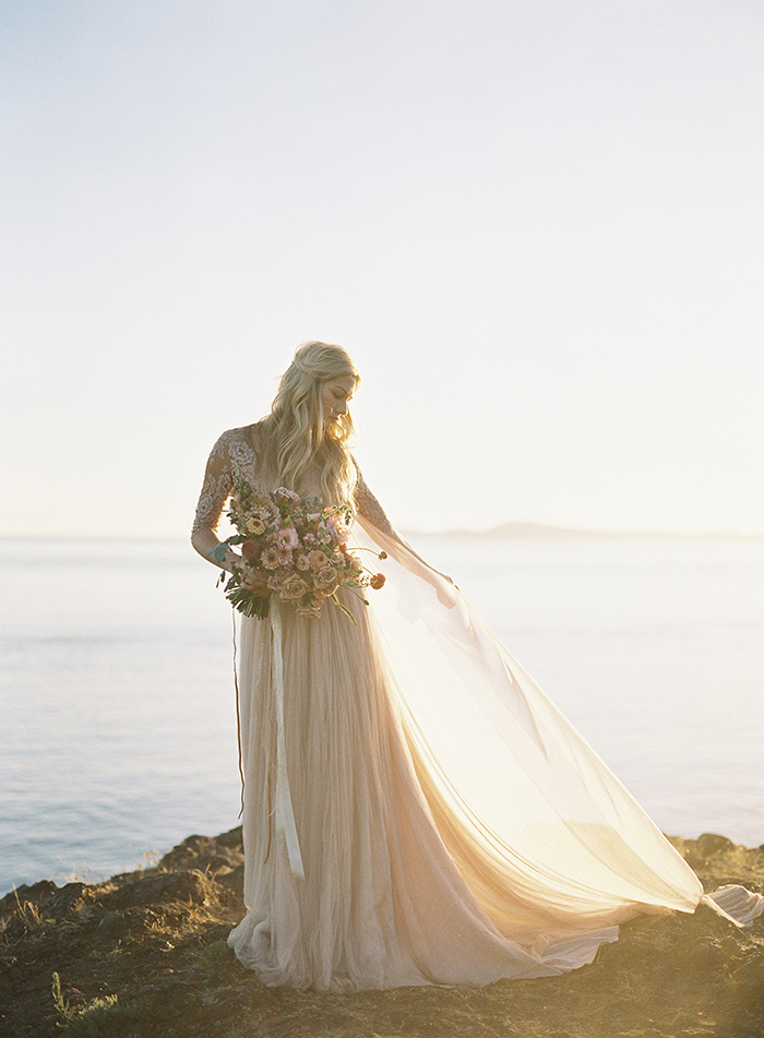 lamb & blonde: Sunset Seaside Bride