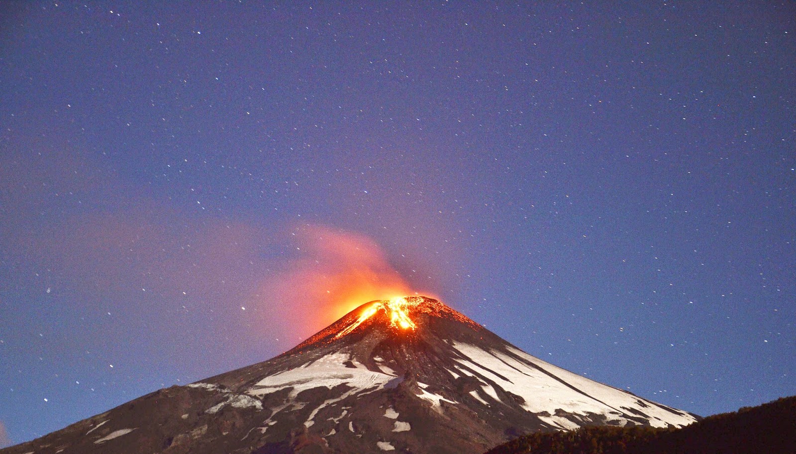 ALBUM ẢNH VỀ NÚI LỬA CALBUCO NAM CHILE  PHUN TRONG CÁC NGÀY 22 ĐẾN 24-4-2015. Volcano%2B%2B29