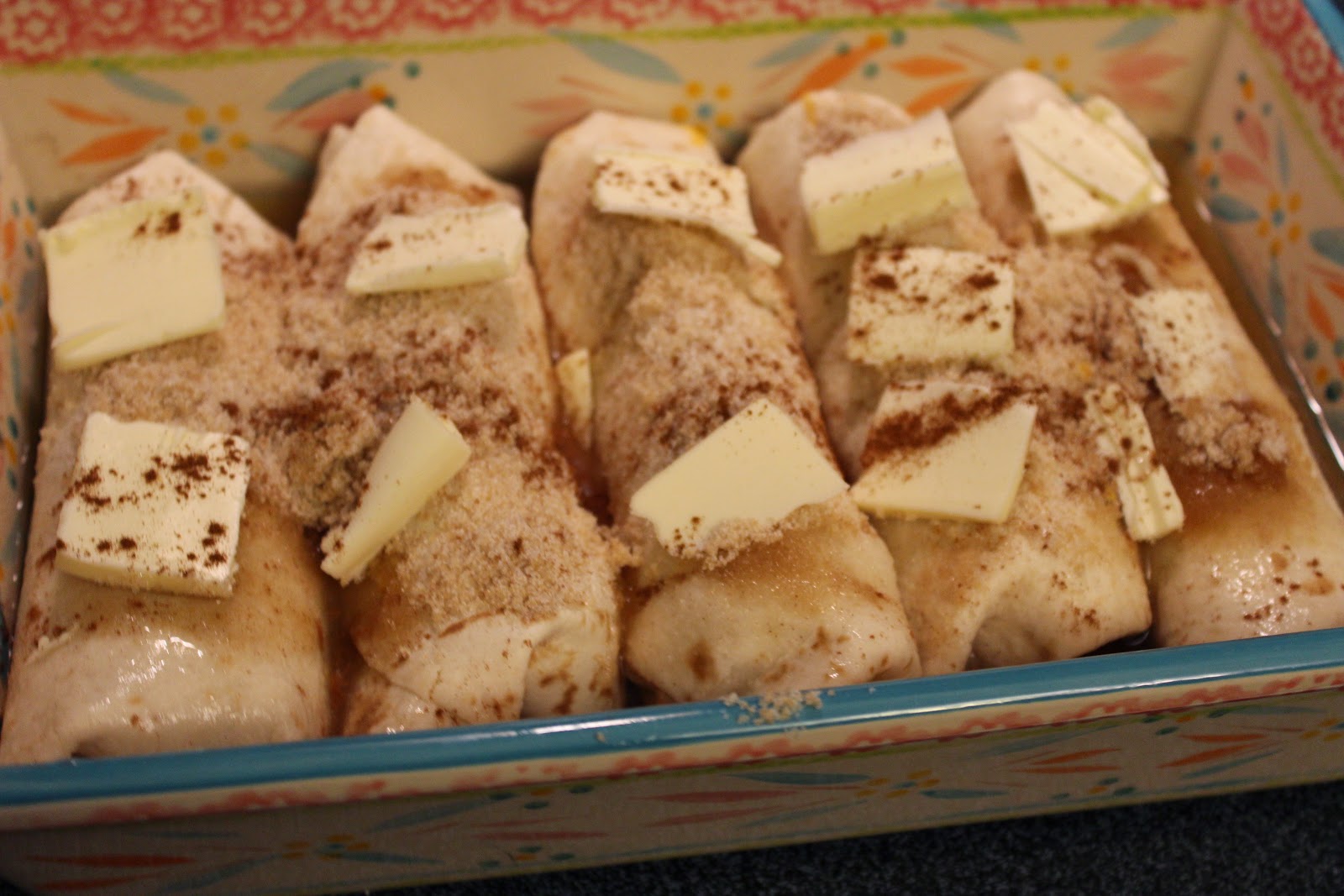 Sweet Tea and Cornbread Apple Pie Burritos!