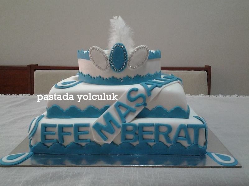 Pastada Yolculuk efe ve berat kardeşlerin düğünü pastası
