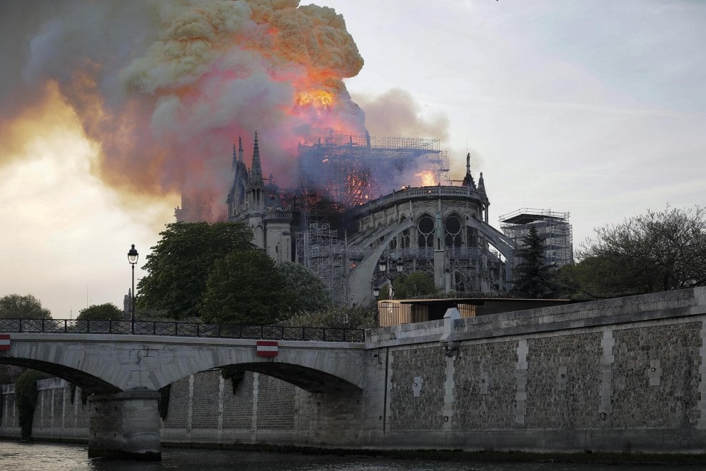 Incendio de Notre Dame