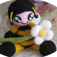 http://www.ravelry.com/patterns/library/kid-in-costume---bee