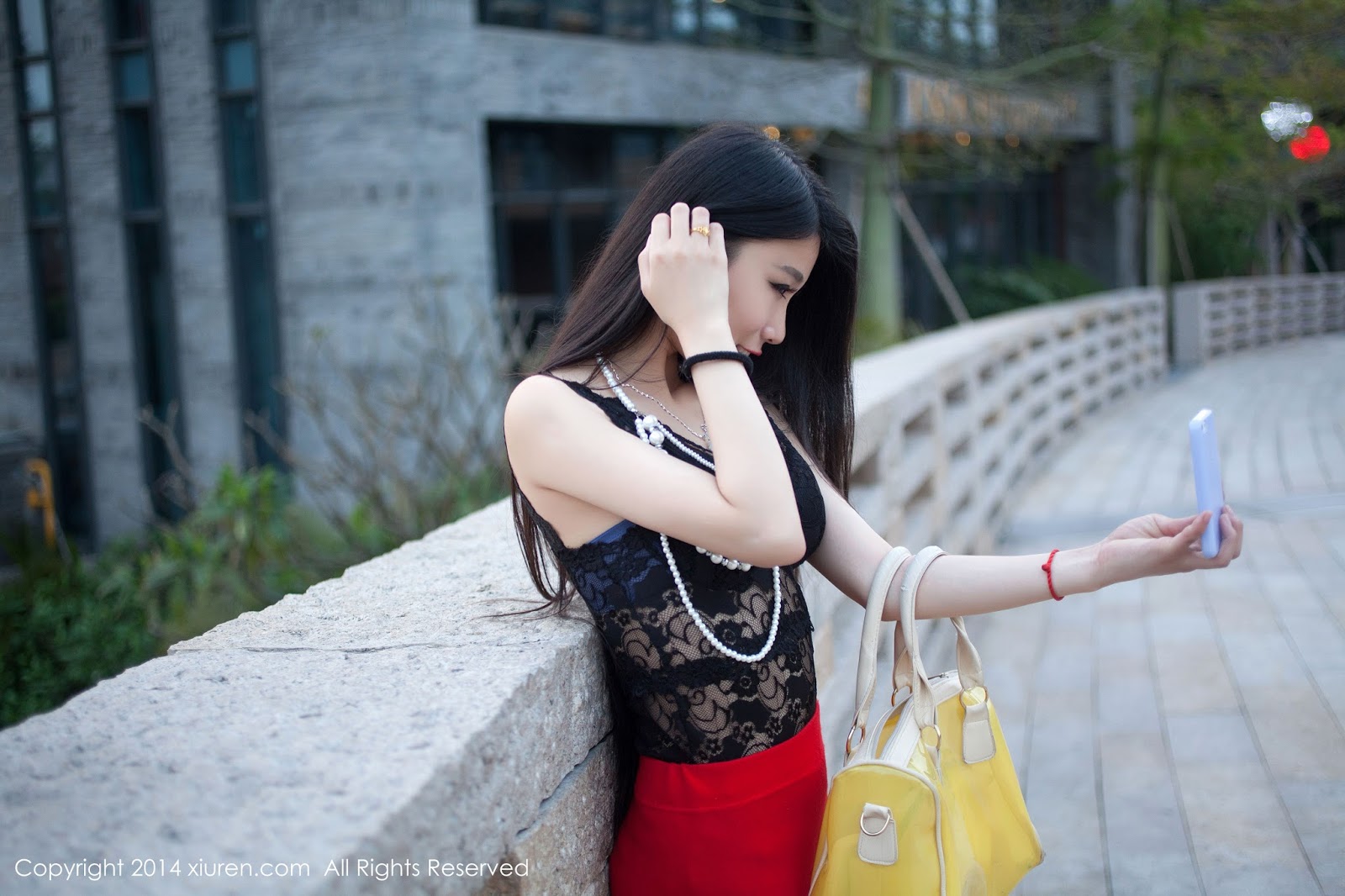 Cute Asian Babe Zina Zhan Shu Yu Sexy Outdoor Photos