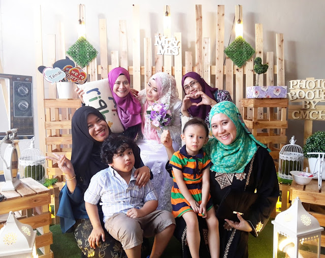 MENGHADIRI MAJLIS PERKAHWINAN KAWAN SEKOLAH RENDAH ! MENGHADIRI MAJLIS PERKAHWINAN KAWAN SEKOLAH RENDAH !