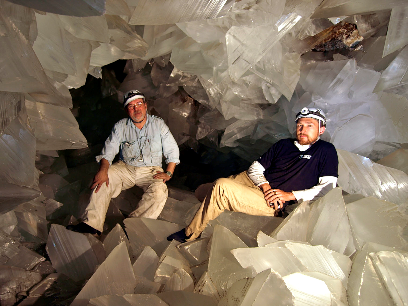 1_2.RELIEVE: GEODA GIGANTE EN ALMERÍA