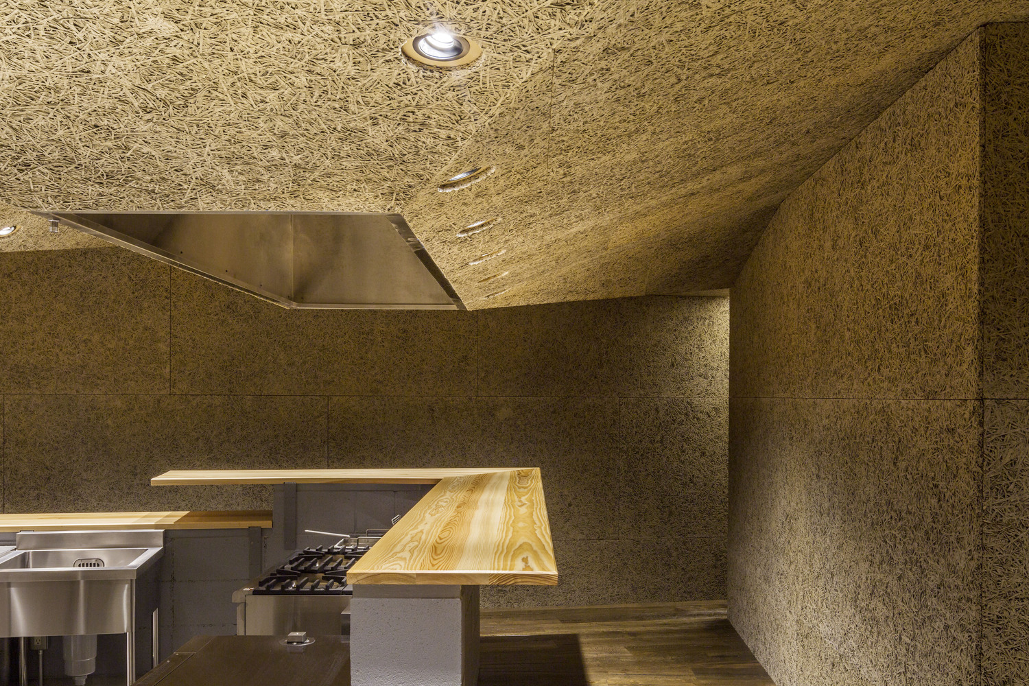 Marzua: Falo por Mosaic Design Inc.