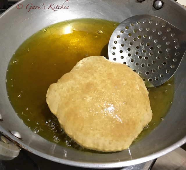 poori recipe | puri recipe | How to make perfect, puffy and Soft pooris