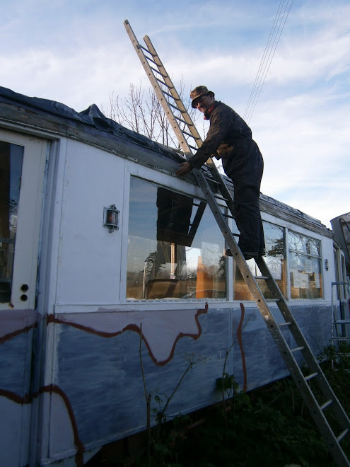 El Presidente and the roof of perpetual leaks!