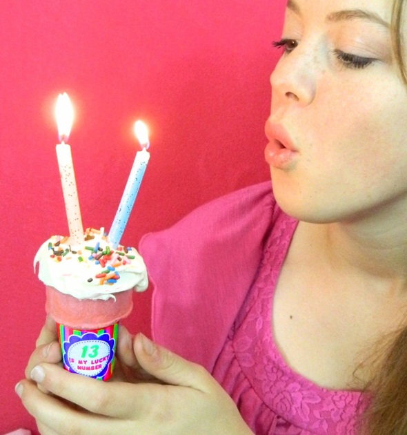 curious-princess-13th-birthday-cupcake-wrappers