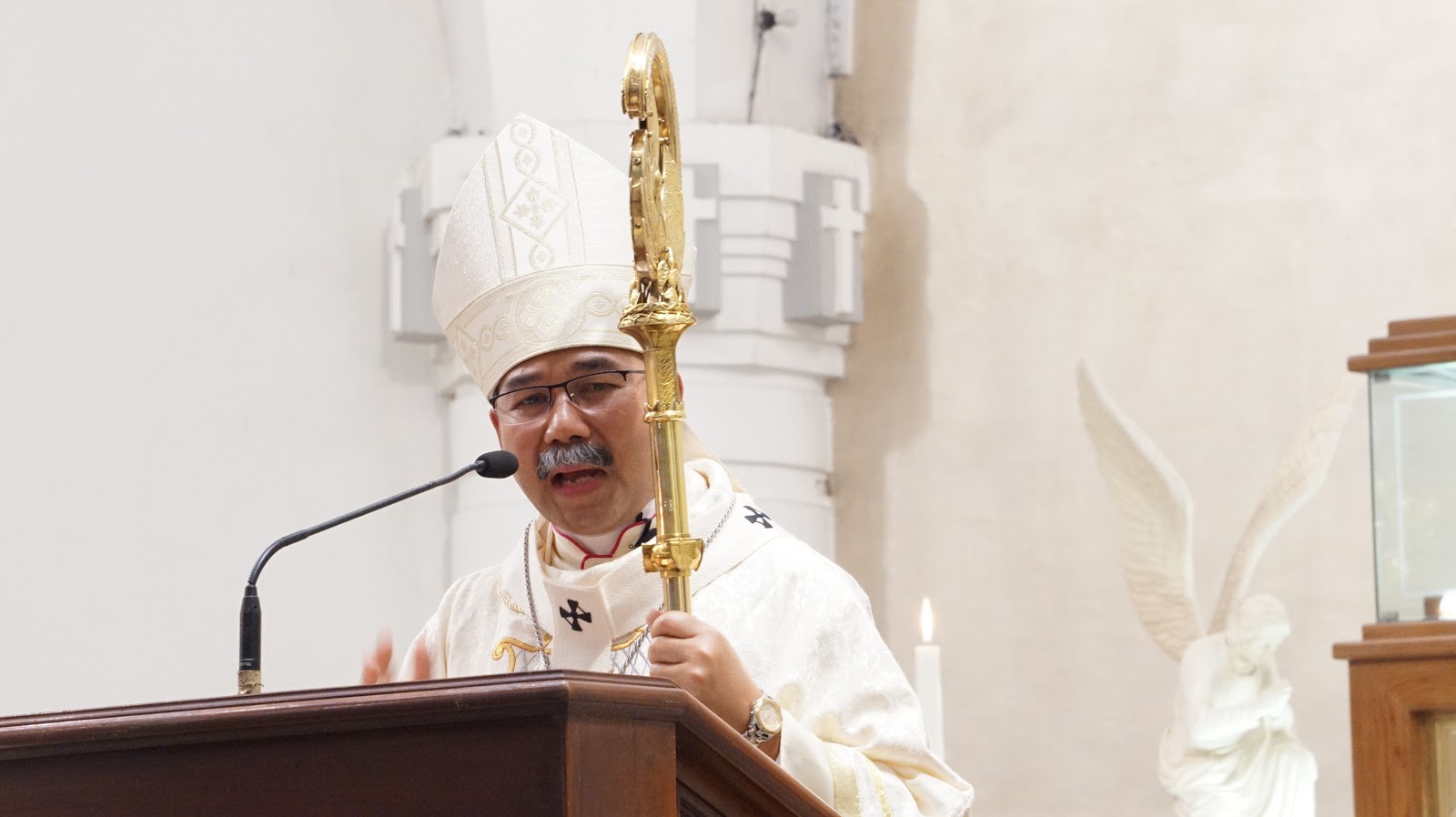 Sebanyak 418 Imam Perbarui Janji Imamat - Salam Damai