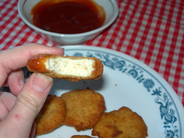 Nuggets de pollo con salsa semipicante