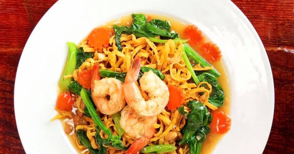 Thai Cooking with Sunshine Lad Nar Shrimp!