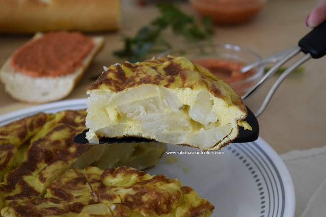 Tortilla de patatas tradicional española