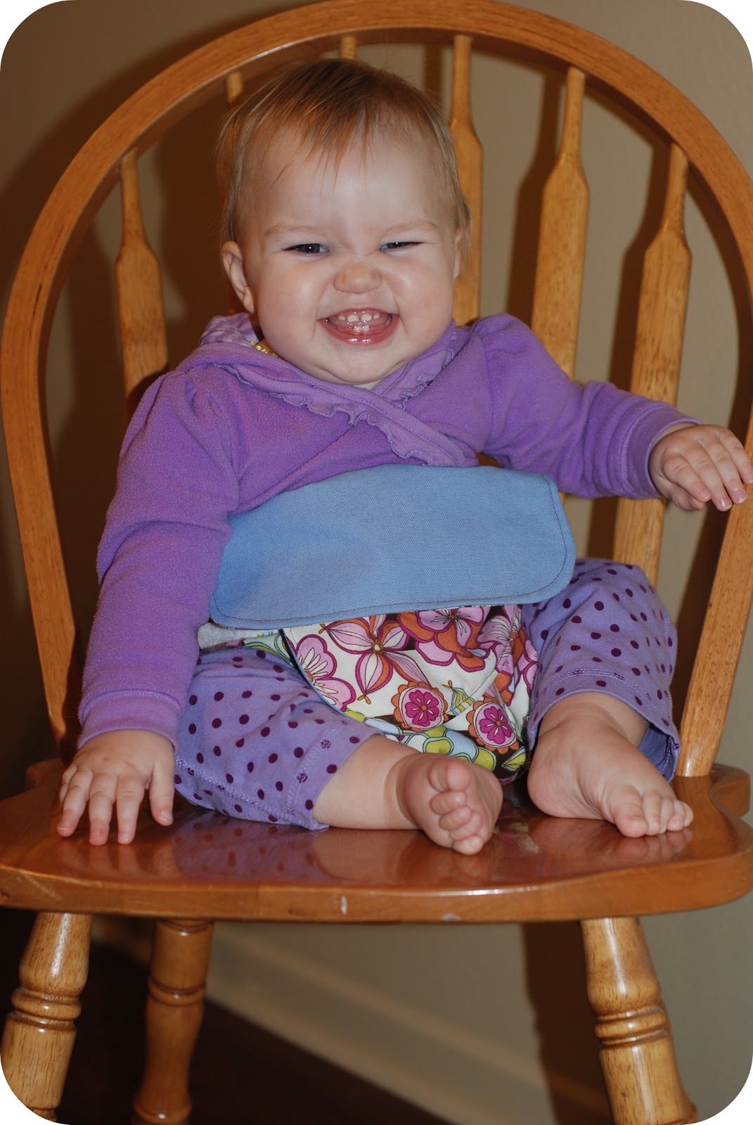 The Artful Blogger: DIY Fabric High Chair