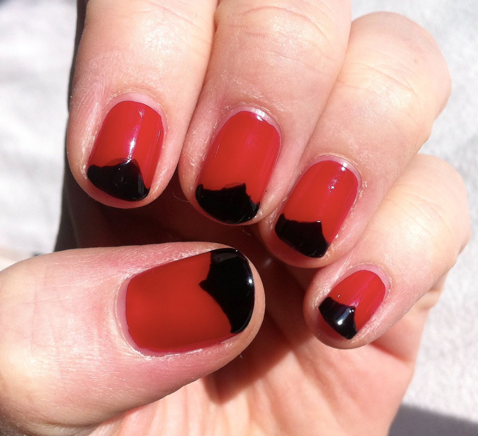 Idee Manucure Rouge Et Noir Manucure(s) rouge et noir | funambul(in)e: Manucure(s) rouge et noir