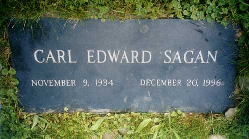 http://3.bp.blogspot.com/-IT9Irhsx_KQ/TrWViShCXeI/AAAAAAAAT68/TxNE-C-4uro/s1600/Carl_Sagan_014.jpg