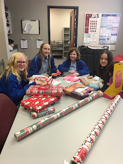 Montgomery Catholic Middle School Students Start Advent in Service 2