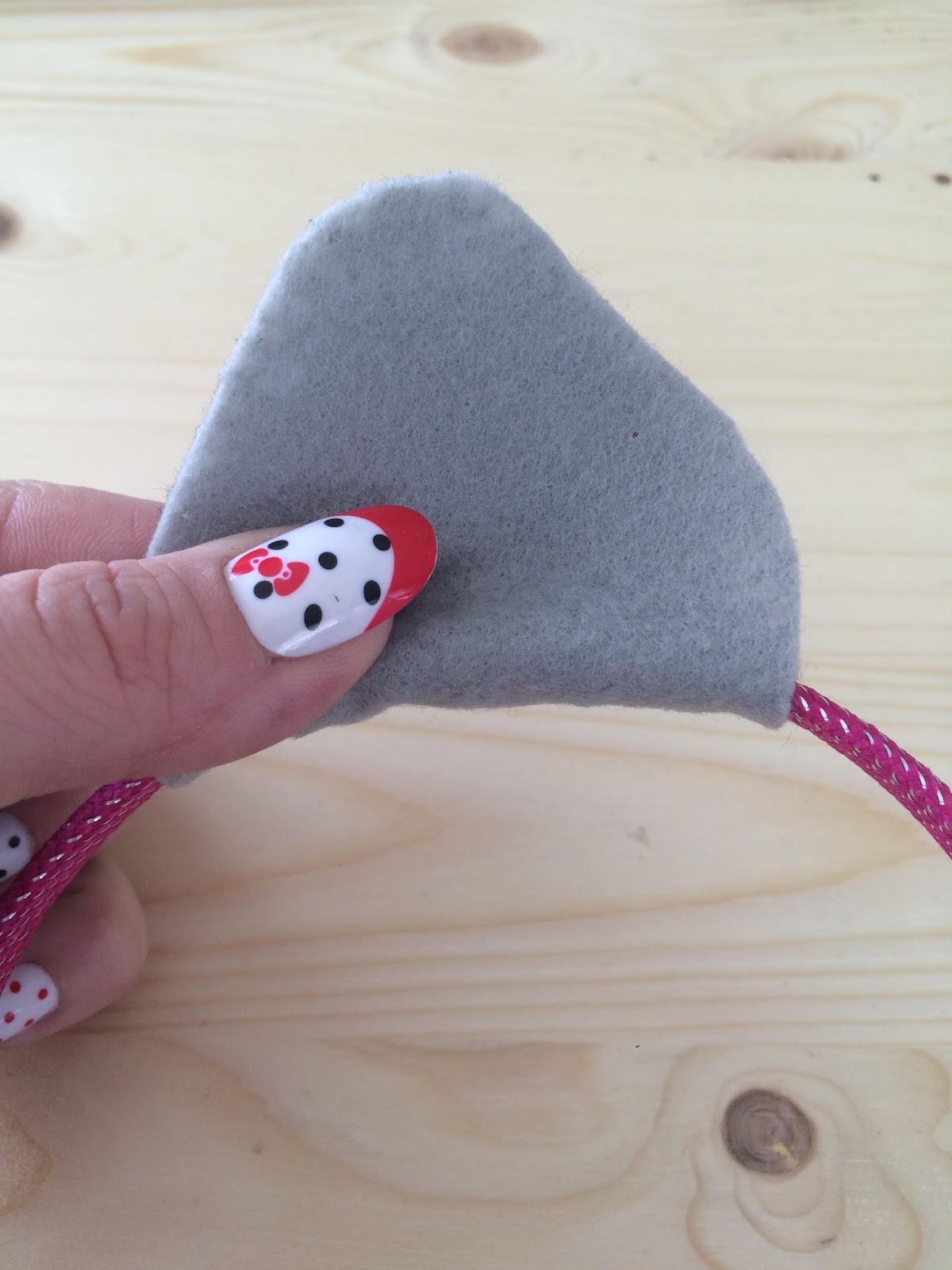 The Smart Momma DIY Cat Ears Headband