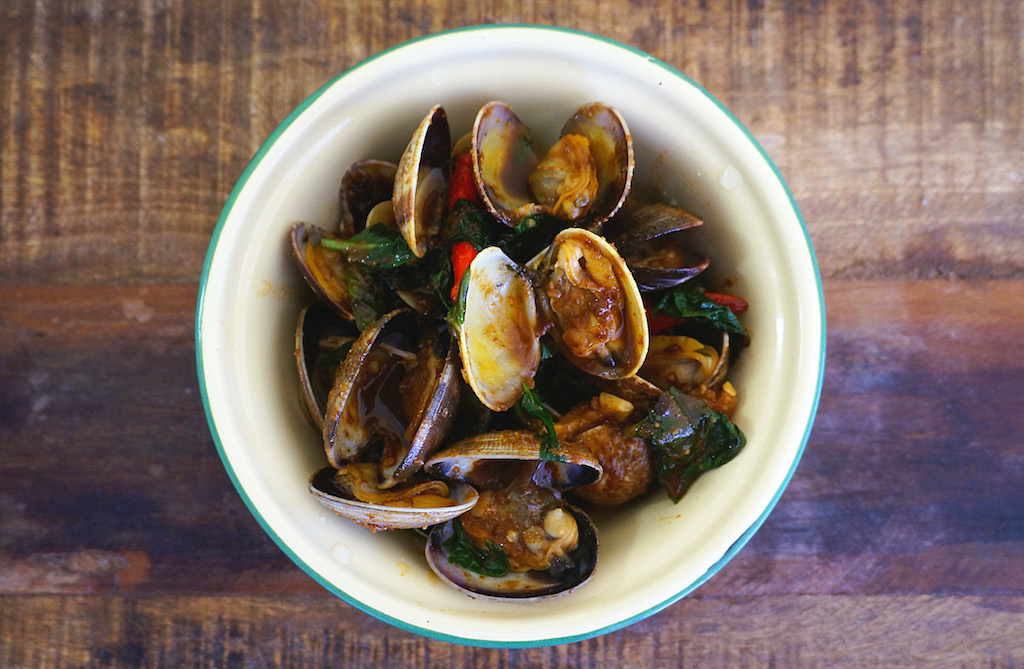 Stirfry Clams With Roasted Chili Paste