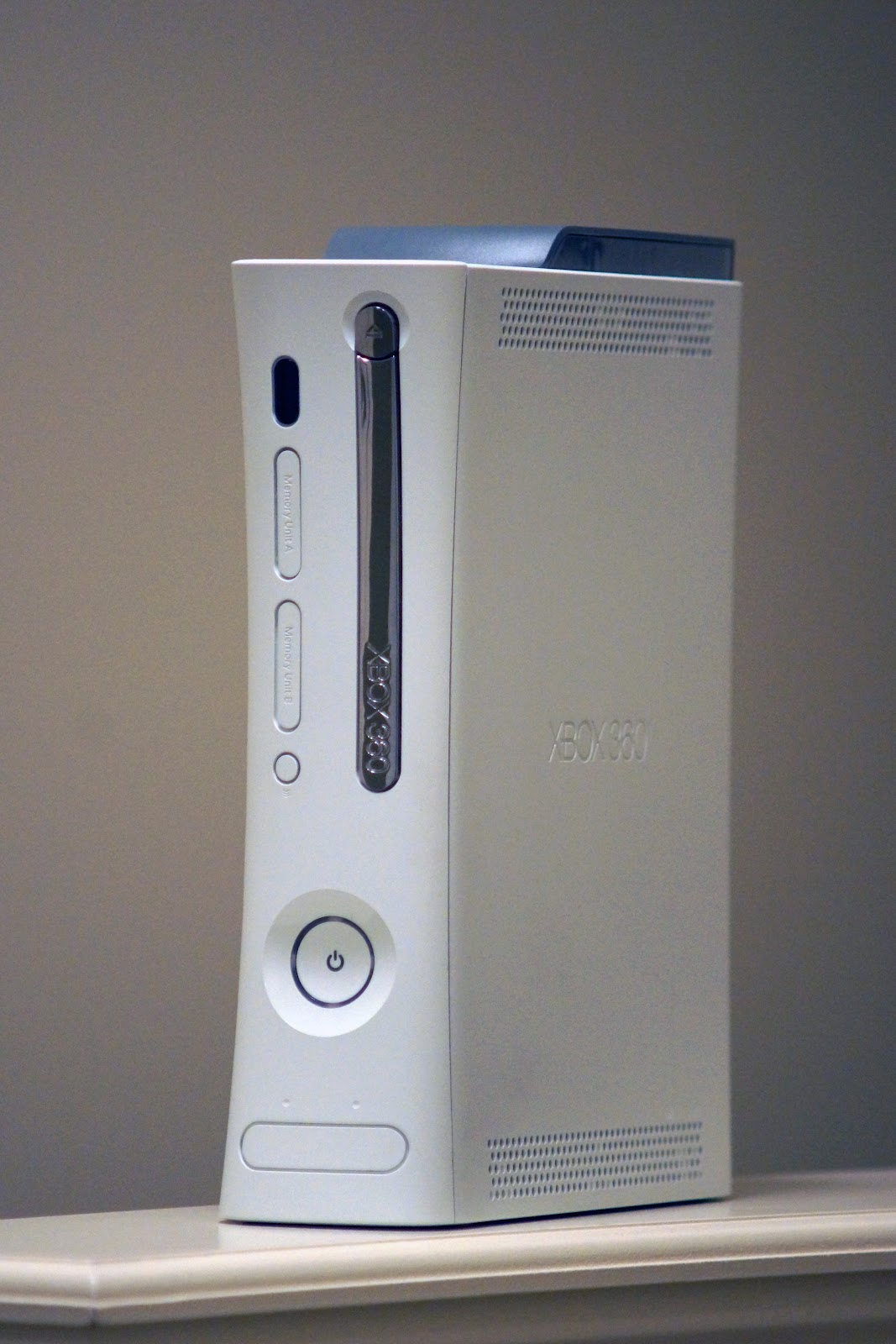 Nonsense For Sale *SOLD* Xbox 360 Consoles 20GB and 60GB Console