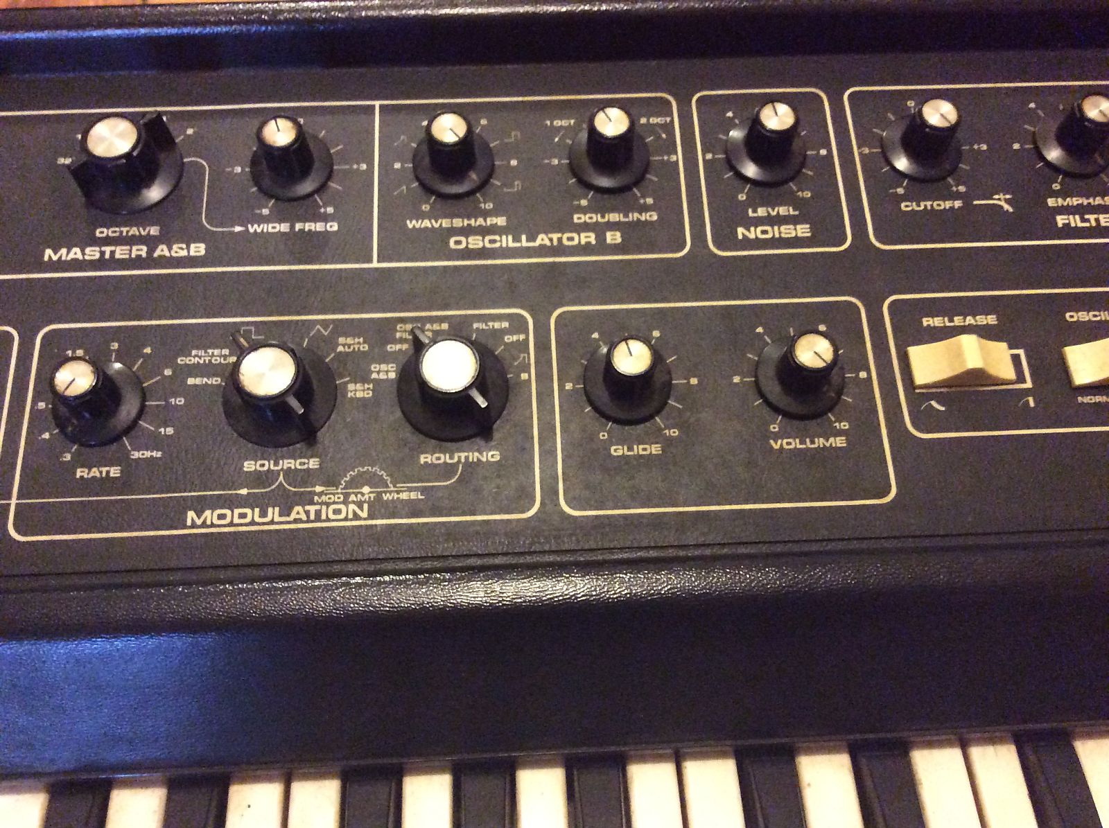 MATRIXSYNTH: Moog Multimoog Analog Synthesizer