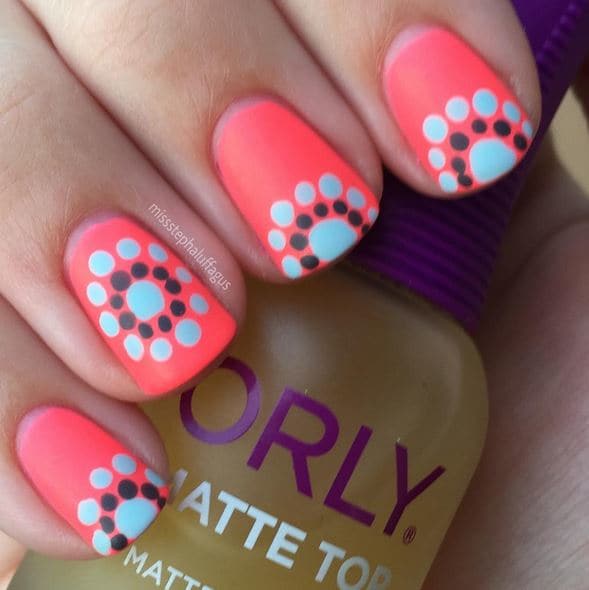 16 Perfectly Pretty Polka Dot Manicures For Your Inner Girly Girl