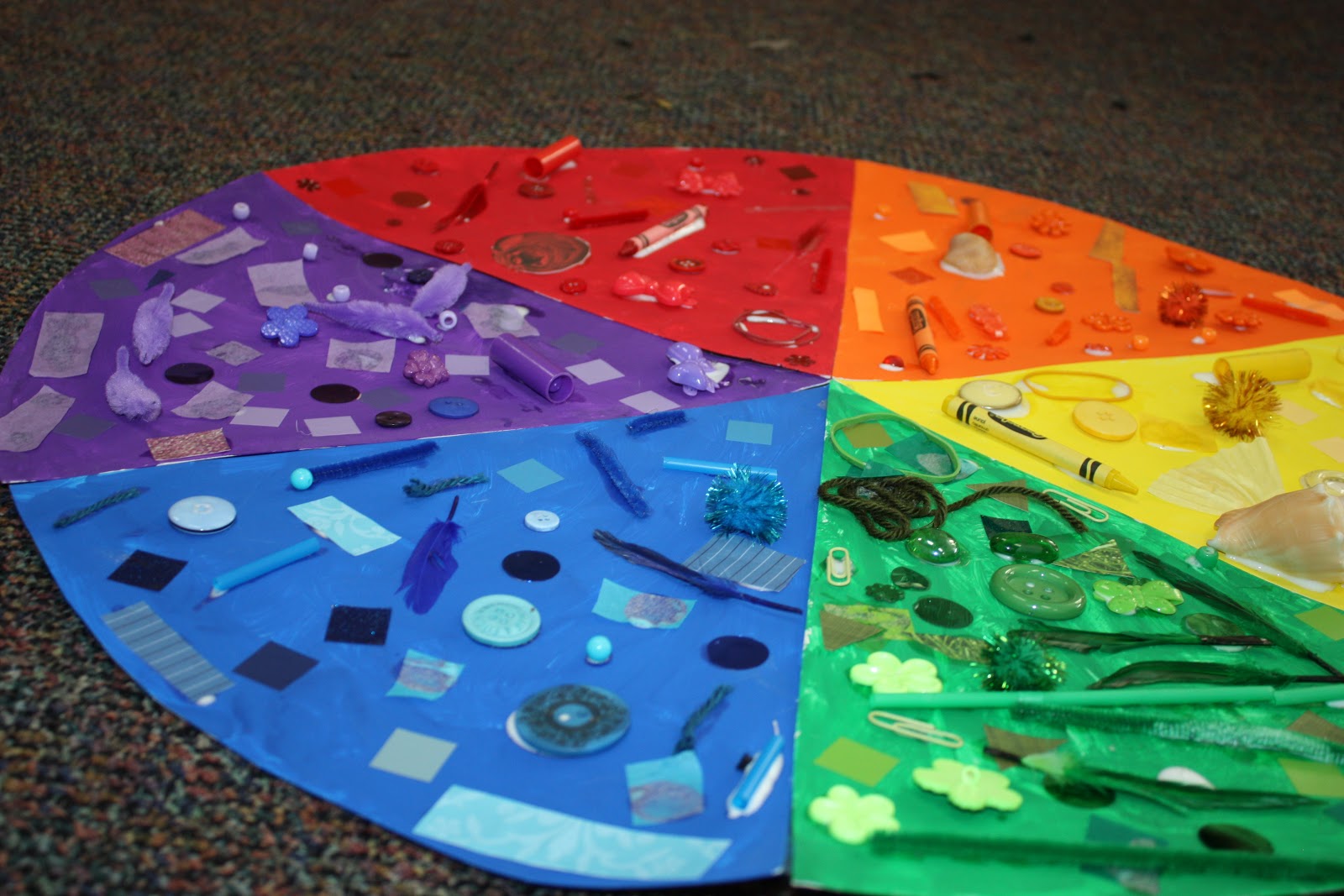 Mrs. Atkin's Kindergarten: Color Wheel
