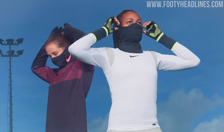 mens black nike snood