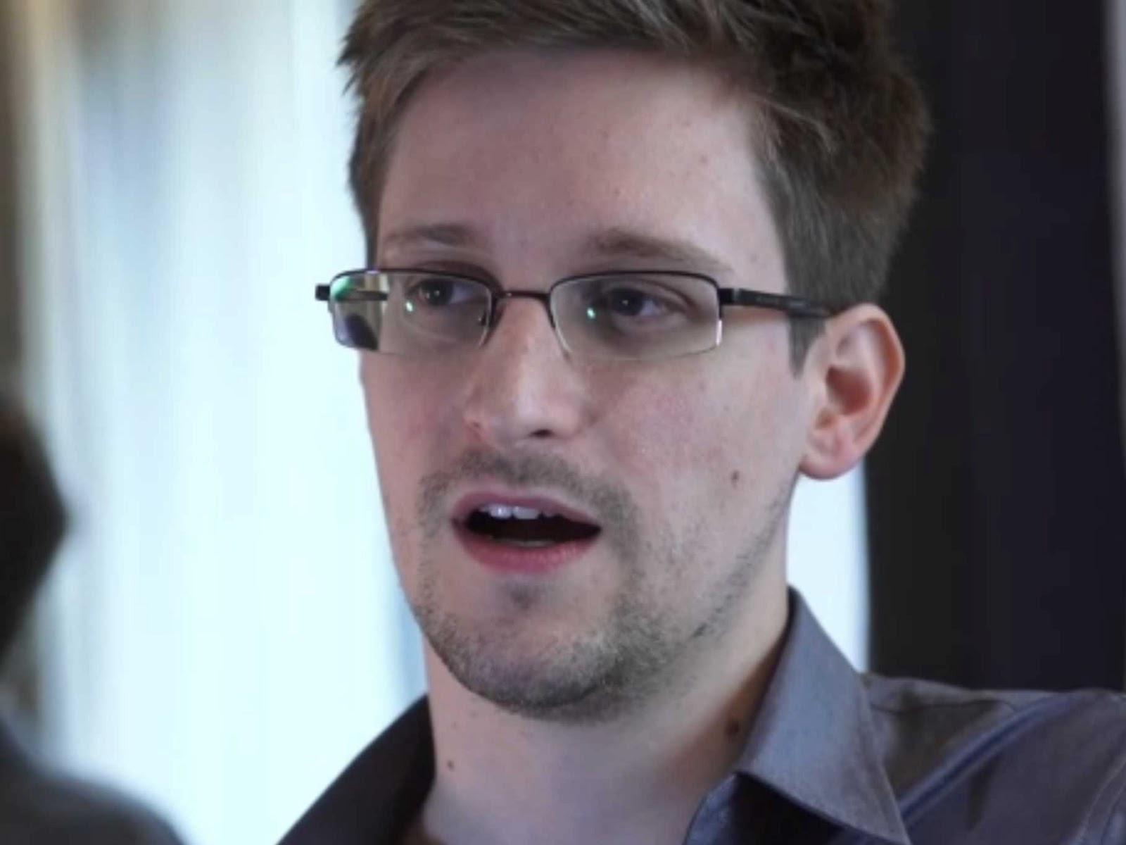 kisah edward snowden