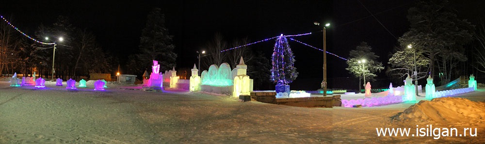 Новогодний ледяной городок Снежинск 2016