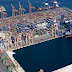 Μετακίνηση και διάλυση των επικίνδυνων πλοίων από το λιμάνι Πειραιά