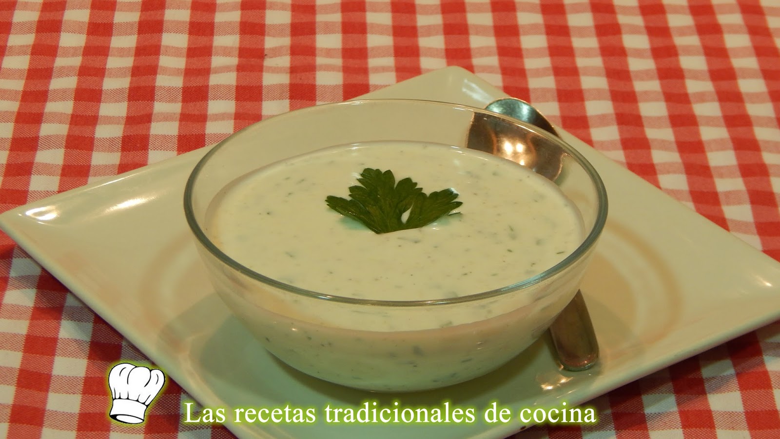 Salsa de yogurt receta fácil y rápida