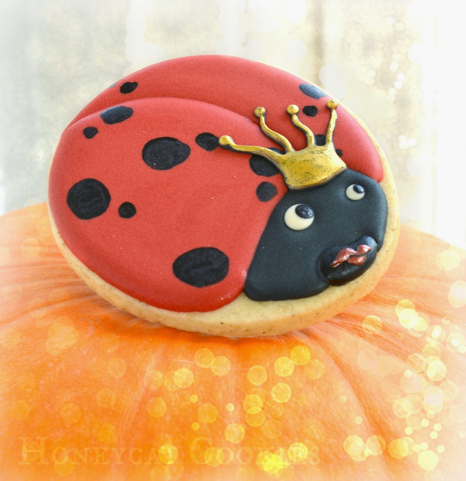 Honeycat Cookies Ladybird Ladybug A Cookie Tutorial And Video honeycat-cookies-ladybird-ladybug-a-cookie-tutorial-and-video