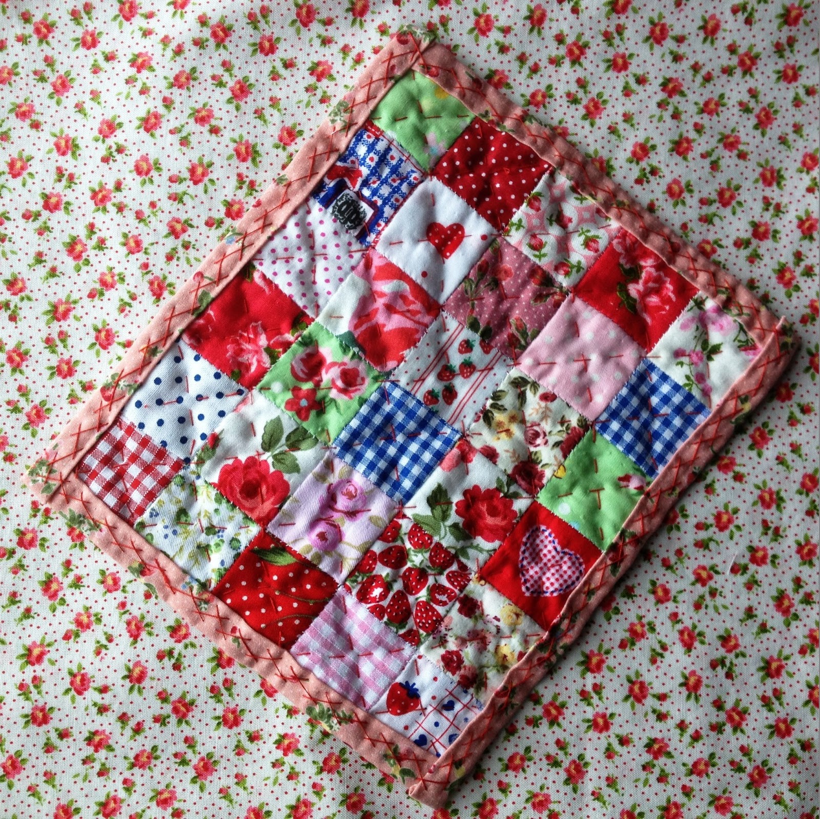 Flowers in the Window The Doll's House Quilt A Perfect Travelling Project