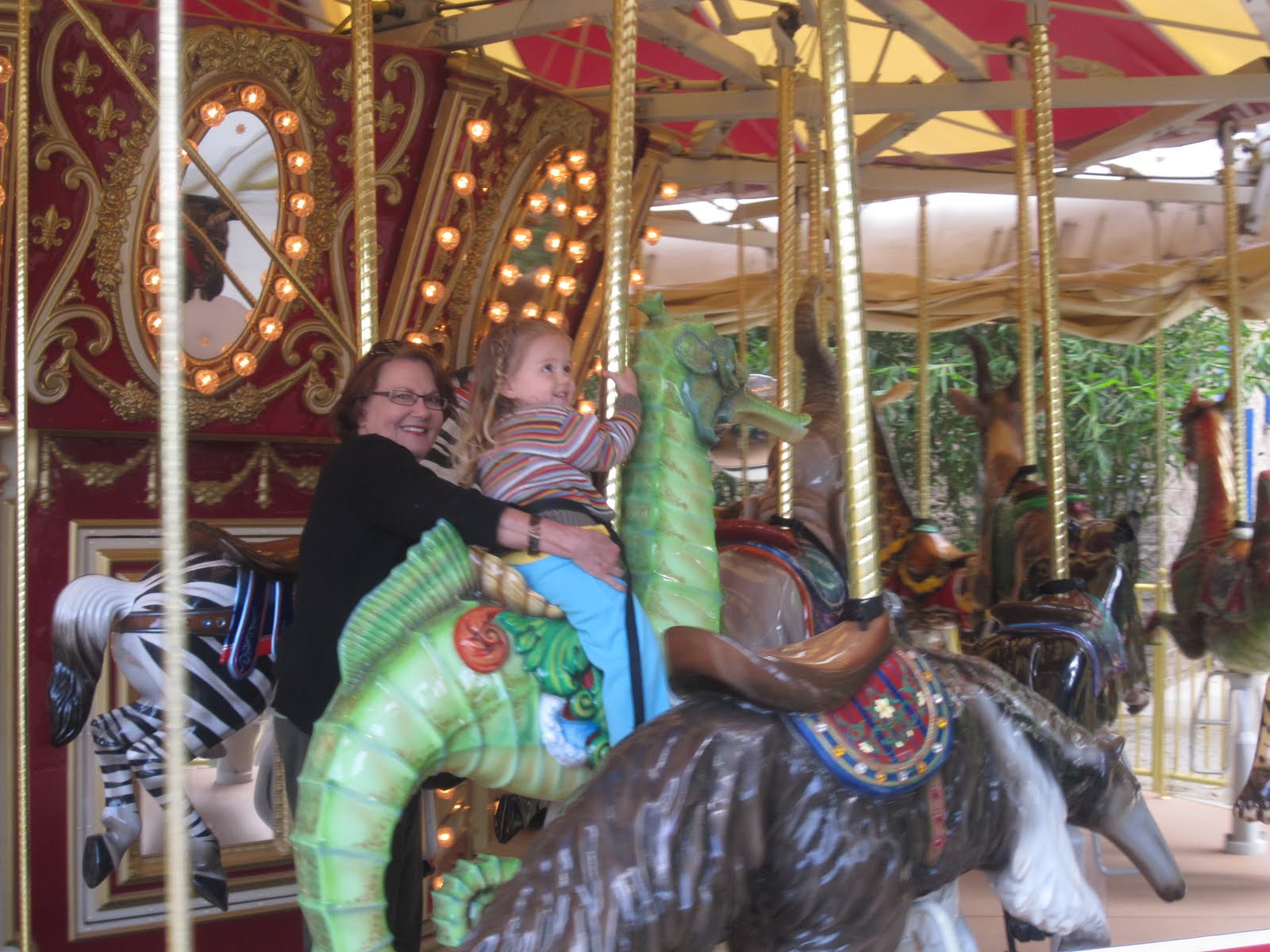 Team Kingman At the Zoo With Grandma