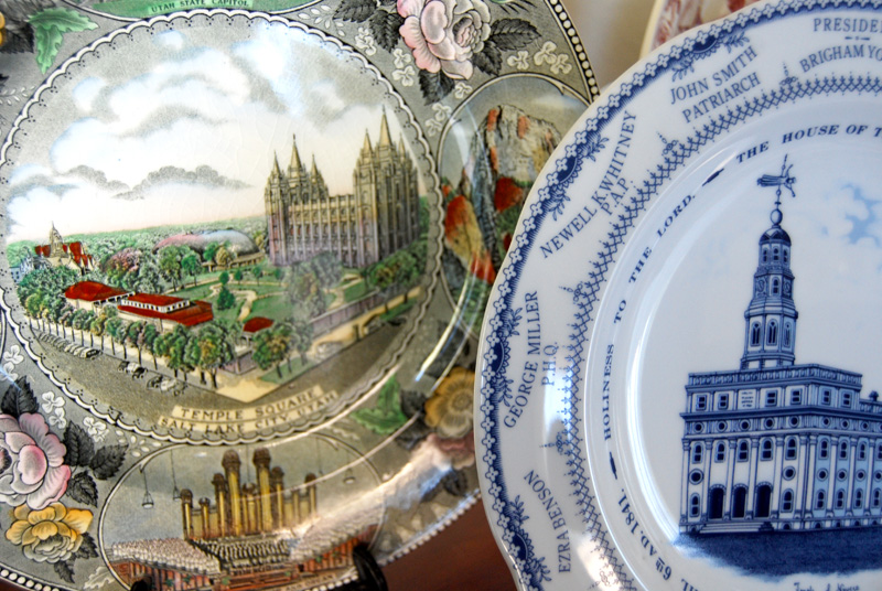 The Copycat Collector COLLECTION 77 Vintage Souvenir Plates