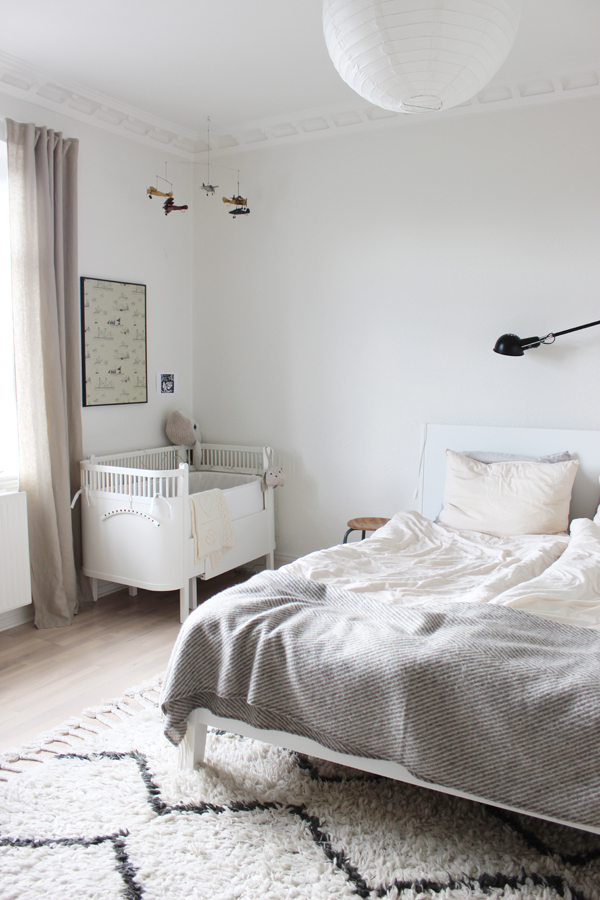 Scandinavian bedroom interior via Scandinavian Love Song