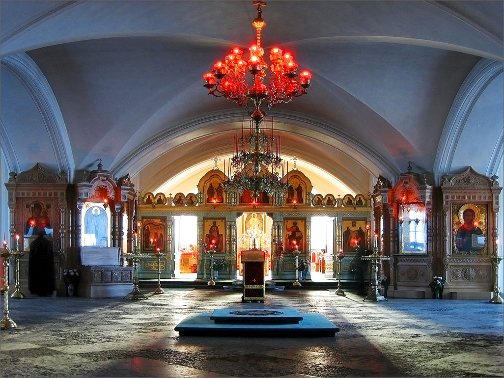 Валаам православный. Спасо-Преображенский монастырь Валаам внутри.