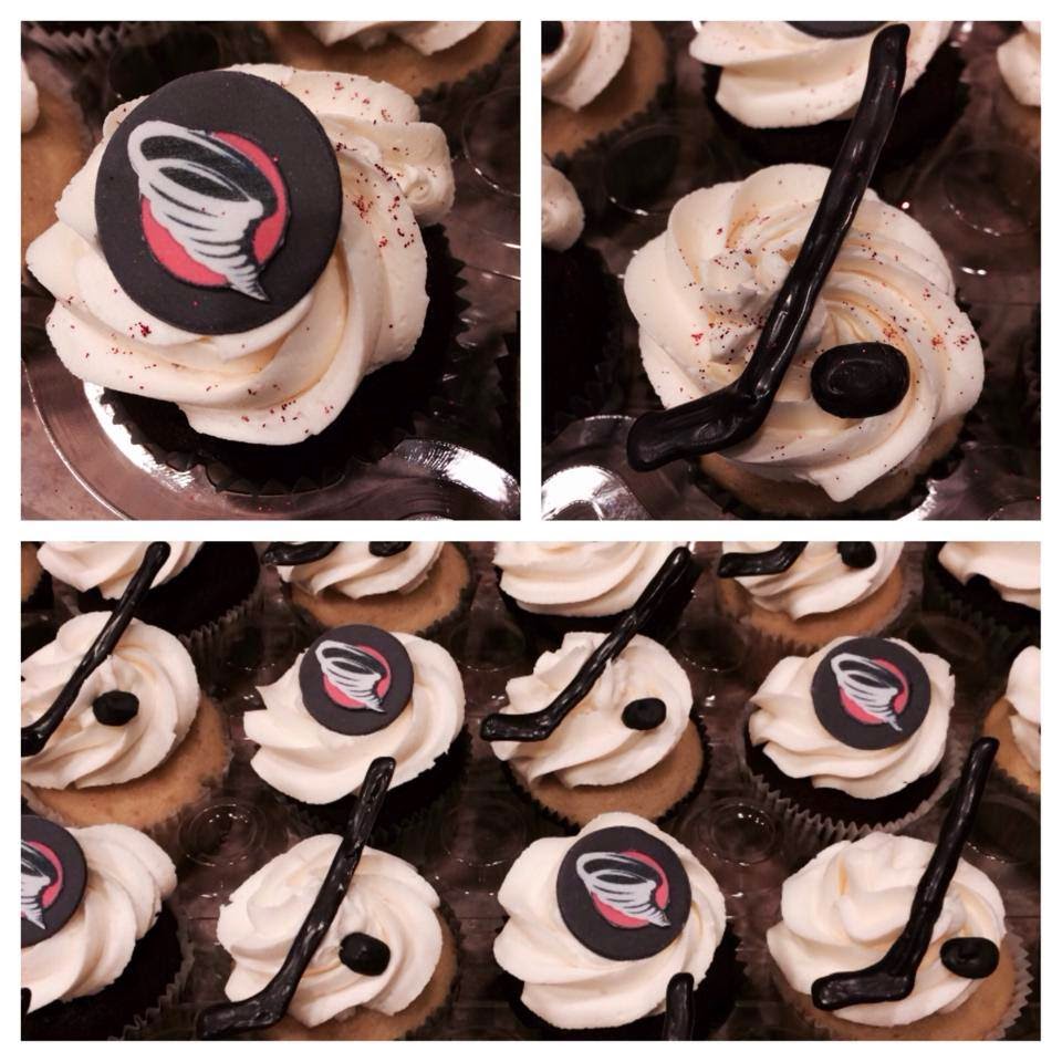 Yumtastics Hockey Cupcakes