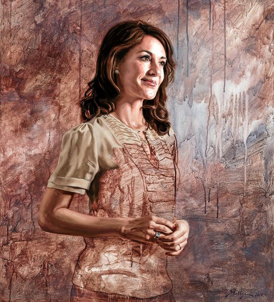 Princess Marie unveiled a new portrait of herself painted by artist Mikael Melbye.Princess wore Hugo Boss blazer and Marni blouse