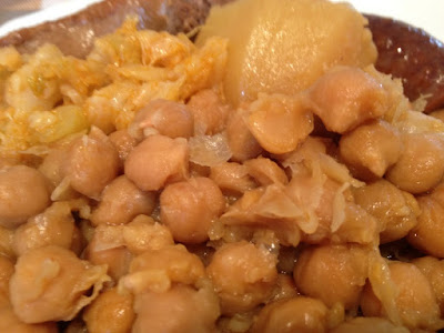 La familia del Cocido madrileño - Cocido madrileño - Recetas - El gastrónomo - ÁlvaroGP - Sopas de cocido madrileño - Croquetas de cocido - Ropa vieja - Consomé - Repollo rehogado - "La pringá" del cocido madrileño - Receta para MIBers - Pruno - Finca Villacreces - Luis Laso enólogo Finca Villacreces - Álvaro García La familia del Cocido madrileño - Cocido madrileño - Recetas - El gastrónomo - ÁlvaroGP - Sopas de cocido madrileño - Croquetas de cocido - Ropa vieja - Consomé - Repollo rehogado - "La pringá" del cocido madrileño - Receta para MIBers - Pruno - Finca Villacreces - Luis Laso enólogo Finca Villacreces - Álvaro García