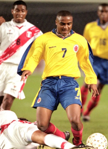 Héctor Hurtado Foto de Héctor Hurtado jugando en el estadio