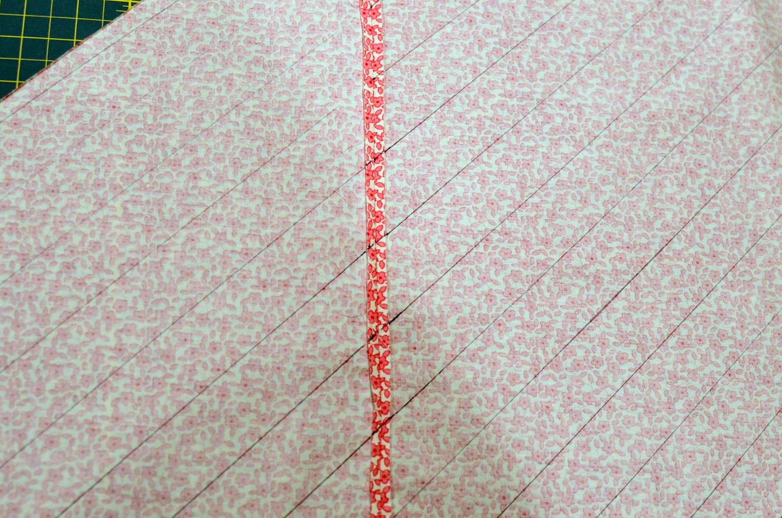 Jane of all Trades Bias Tape Made Easy tutorial (with a sneaky trick)