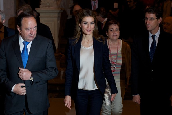 Princess Letizia Attends 'El Lenguaje de la Crisis' Seminar